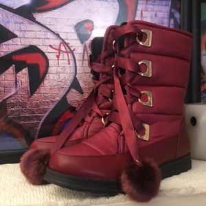 NIB! Arctic Plunge Stylish Laced-Up Faux Winter Boots!